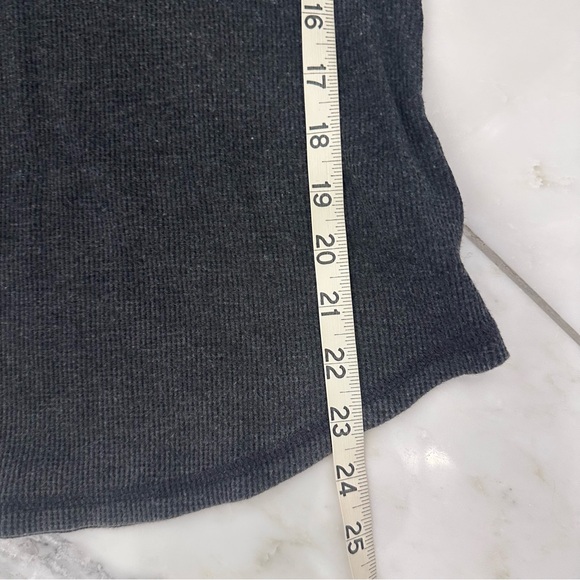 Gap long sleeve thermal tee - Picture 7 of 7